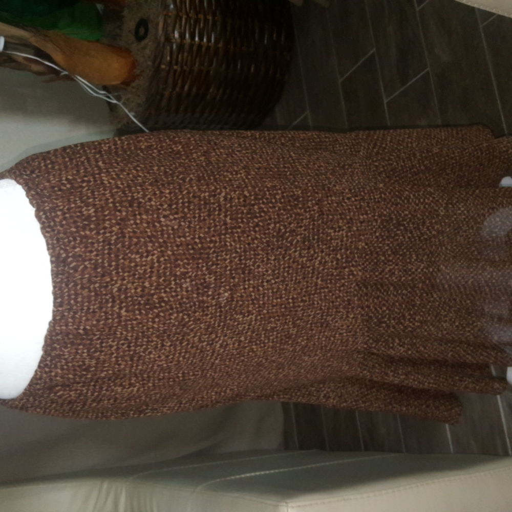 Brown skirt